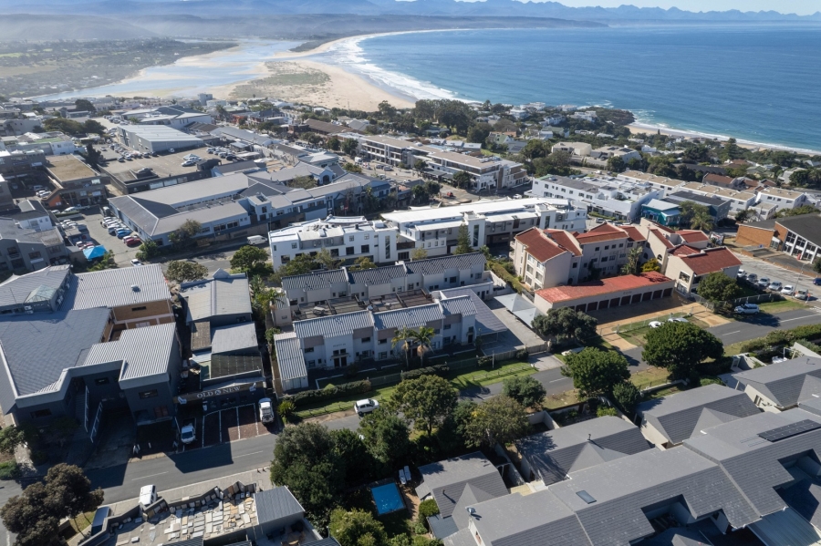 4 Bedroom Property for Sale in Plettenberg Bay Central Western Cape
